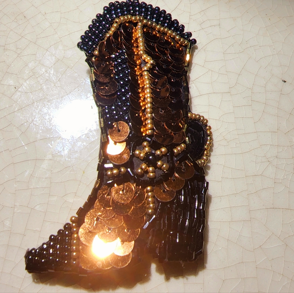 Brown and black sequins and seed beaded Cowgirl/boy boot brooch Texas, ranch
